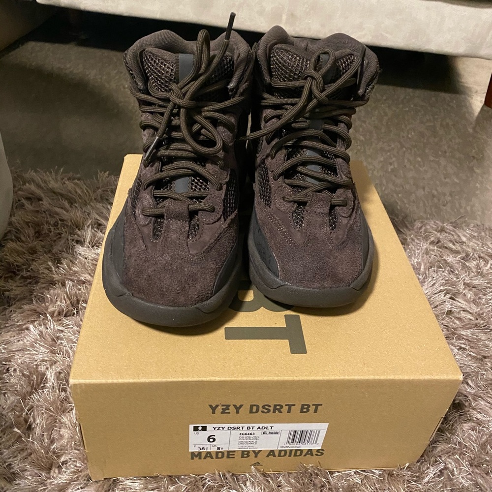 Yeezy "Oil" desert boots
